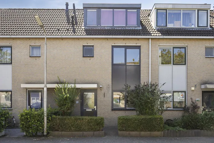 Tussenwoning te koop: Walter Gropiuserf 19, Architectenbuurt-Oost Amersfoort