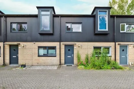 Tussenwoning te huur: Walter Kollolaan 170, Terwijde-West Utrecht