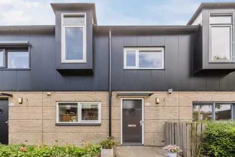 Tussenwoning te koop: Walter Kollolaan 214, Terwijde-West Utrecht