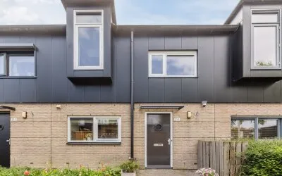 Tussenwoning te koop: Walter Kollolaan 214, Terwijde-West Utrecht