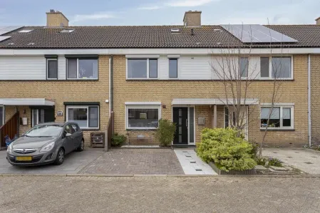 Tussenwoning te koop: Wanmolen 51, Wittens Hoeck Hellevoetsluis