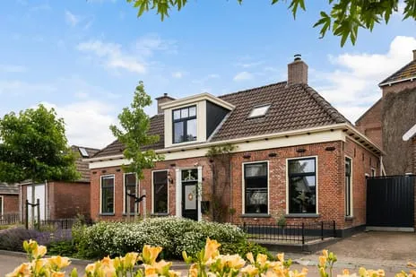 Vrijstaande woning te koop: Wânswerterdyk 9, Birdaard Burdaard