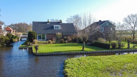 Vrijstaande woning te koop: Warderweg 19, Oosthuizen Oosthuizen