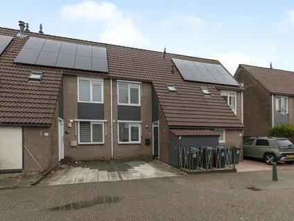 Tussenwoning te koop: Warmelostraat 15, Rotterdam