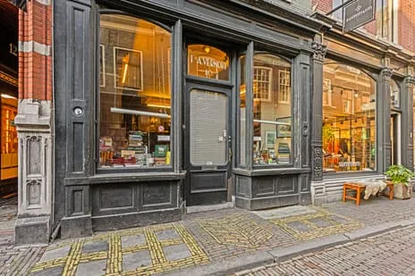 Tussenwoning te koop: Warmoesstraat 10, Binnenstad Haarlem