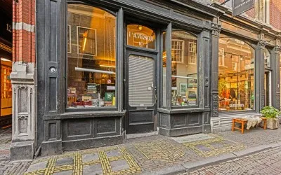 Terraced house for sale: Warmoesstraat 10, Binnenstad Haarlem