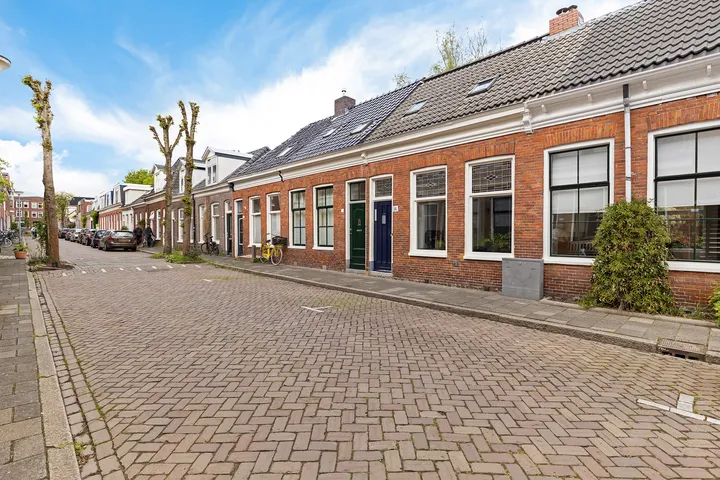 Tussenwoning te koop: Warmoesstraat 58, Oosterpoort Groningen