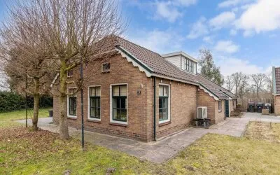 Vrijstaande woning te koop: Warreboslaan 29, Verspreide huizen Surhuisterveen Surhuisterveen