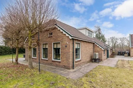 Vrijstaande woning te koop: Warreboslaan 29, Verspreide huizen Surhuisterveen Surhuisterveen