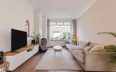 Tussenwoning te koop: Wassenaerlaan 5, Trouwlaan Tilburg