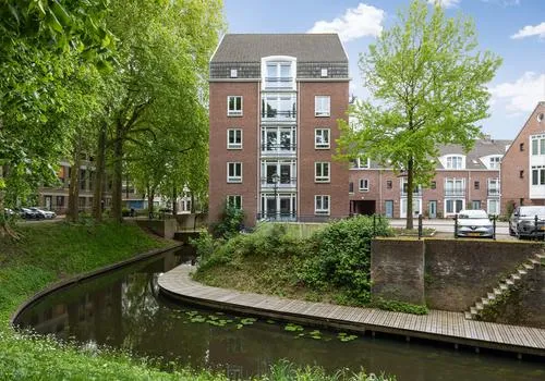 Appartement te koop: Water en Vuurplein 21, Binnenstad centrum 'S-Hertogenbosch