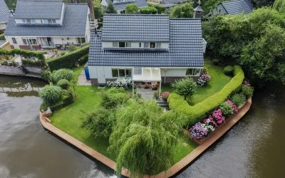 Vrijstaande woning te koop: Waterbies 7, Aldlân-Oost Leeuwarden