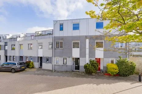 Tussenwoning te koop: Waterdrieblad 45, Florarondebuurt Velserbroek