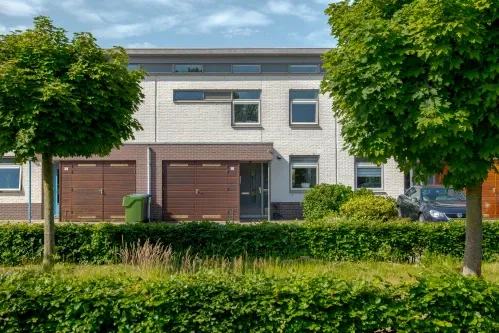 Tussenwoning te koop: Waterhoen 10, Vogelbuurt Meppel