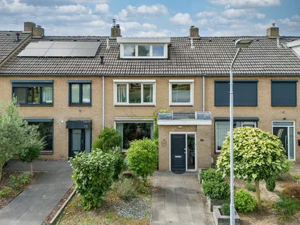 Tussenwoning te koop: Waterhoenstraat 26, Hagerhof-Oost Venlo
