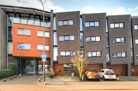 Tussenwoning te koop: Wateringen 25, Empel oost 'S-Hertogenbosch