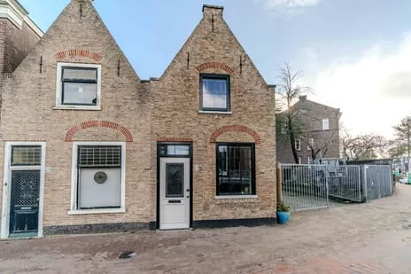 Tussenwoning te koop: Wateringsevest 23, Centrum-West Delft