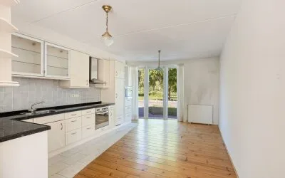 Vrijstaande woning te koop: Waterkant 37, Biddinghuizen