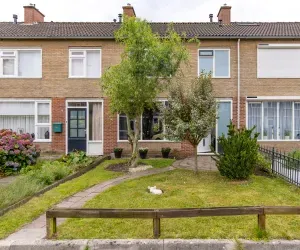 Tussenwoning te koop: Waterlandlaan 15, Stadskanaal