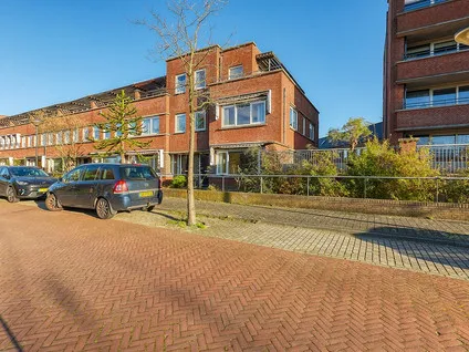 Tussenwoning te huur: Waterlandsingel 119, Parkbuurt oosteinde 'S-Gravenhage