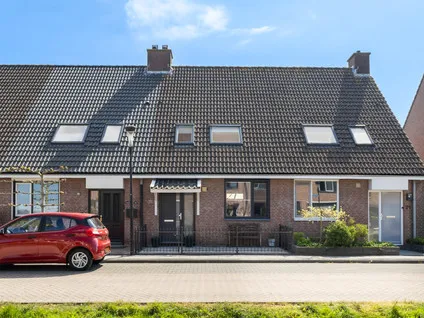 Tussenwoning te koop: Waterlelie 23, Blokweer Noord Alblasserdam