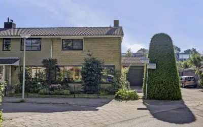 Hoekwoning te koop: Waterlelie 67, Grassen- Waterbuurt Gouda