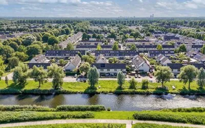 Tussenwoning te koop: Waterleliestraat 22, Bloemenbuurt Noord Almere