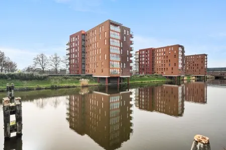 Appartement te koop: Waterlinze 40, Hellevoetsluis