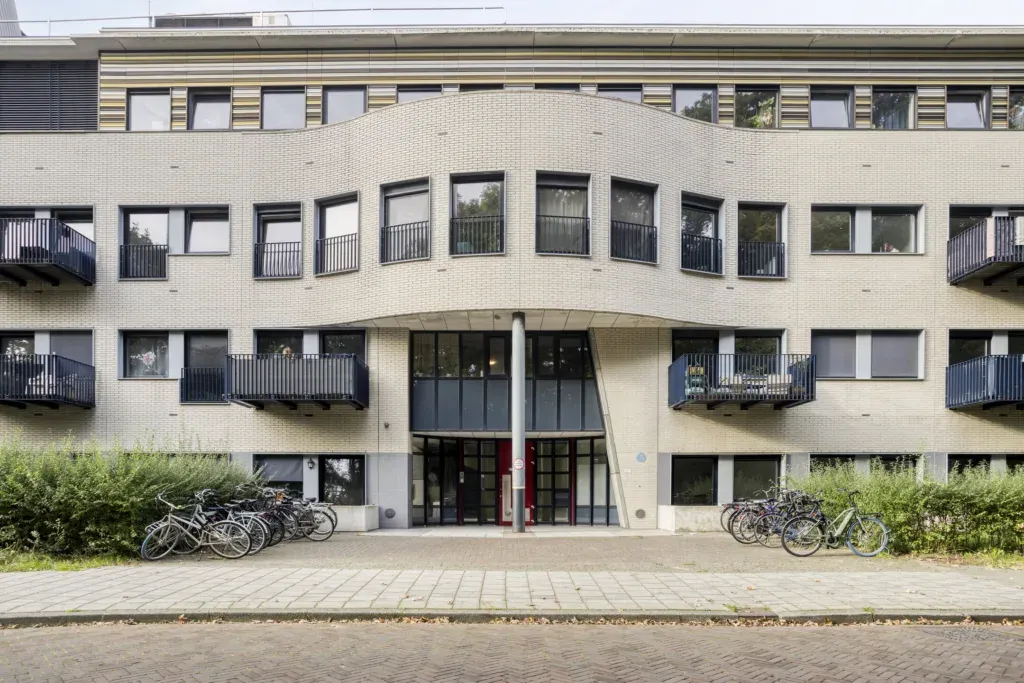Appartement te koop: Waterloolaan 1-25, Groningen