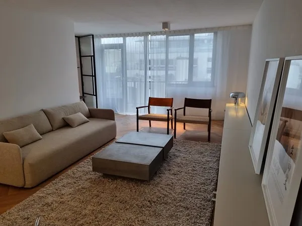 Appartement te huur: Waterlooplein 29D, Amsterdam