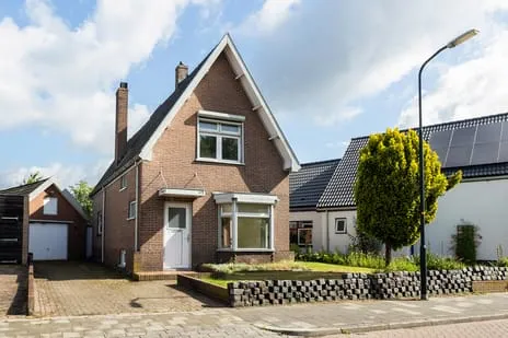 Vrijstaande woning te koop: Waterloseweg 54, Brinkhorst Apeldoorn