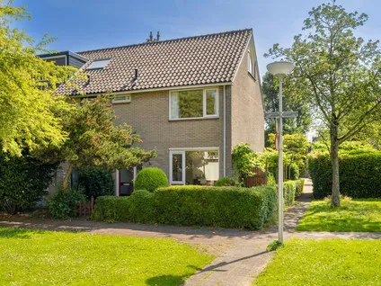 Hoekwoning te koop: Waterlustlaan 2, Lusten-, Burgen- en Steinenbuurt Gouda