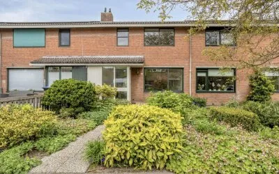 Tussenwoning te koop: Waterpeper 21, Grassen- Waterbuurt Gouda