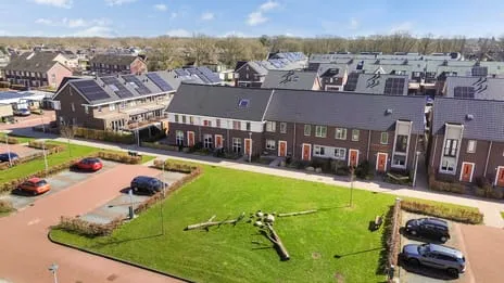 Tussenwoning te koop: Waterrad 24, Verspreide huizen Eerbeek Eerbeek