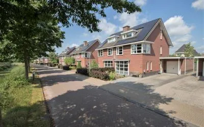 Twee-onder-één-kap te koop: Watersingel 45, Buitengebied ten zuiden van Leek Leek
