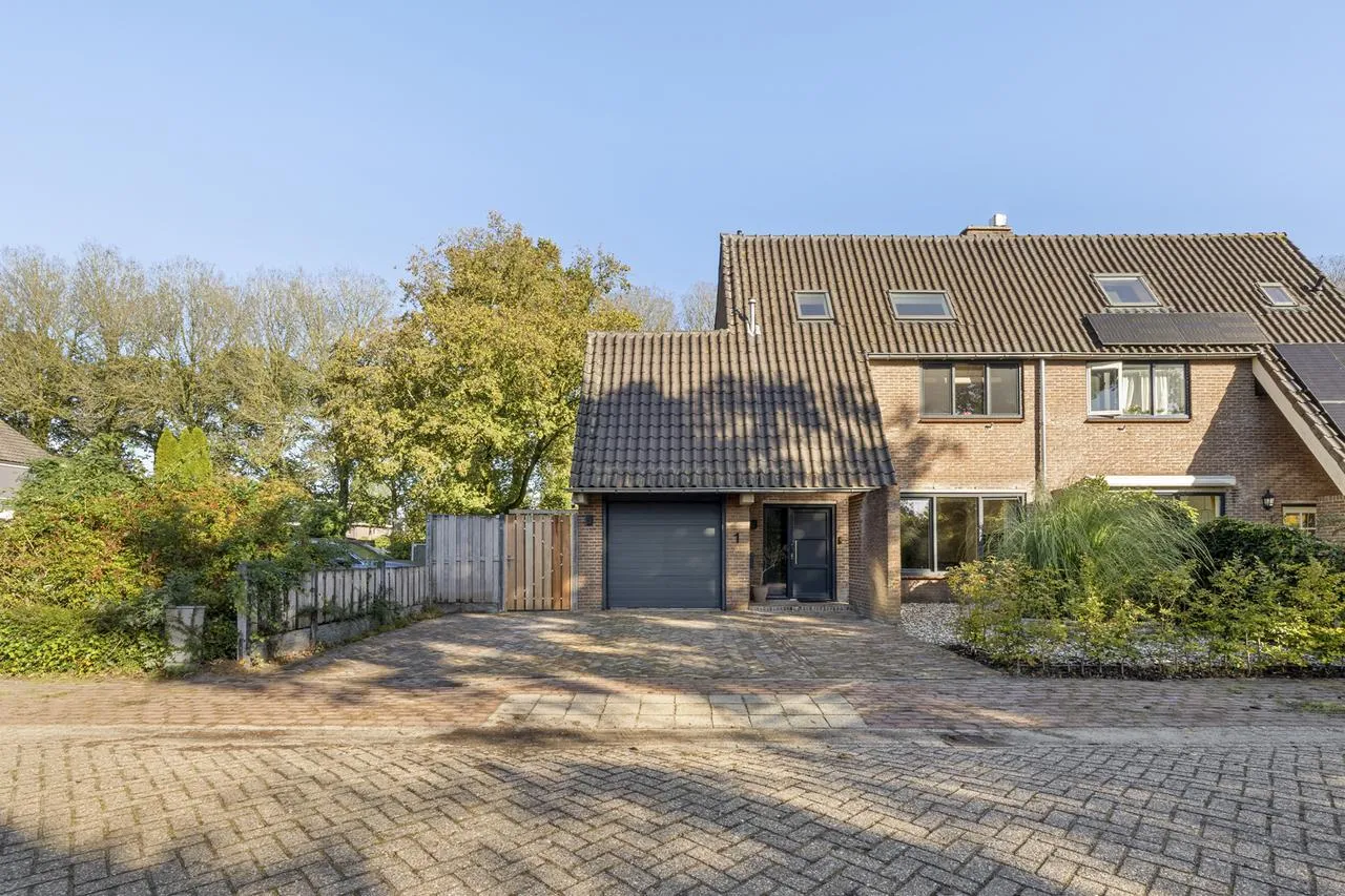 Hoekwoning te koop: Watersnip 1, Eemnes