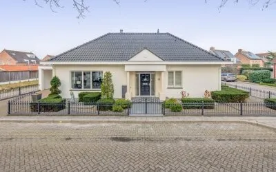 Vrijstaande woning te koop: Watersnip 15, Waspik