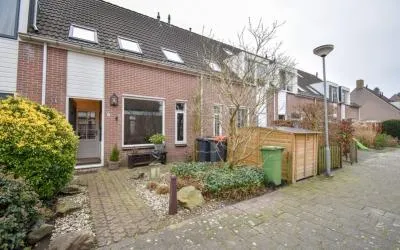 Tussenwoning te koop: Watersnip 22, Ilpendam Ilpendam