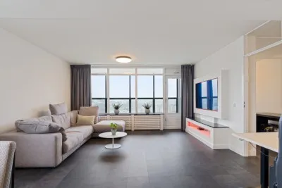 Appartement te koop: Watertorenweg 603, De Esch Rotterdam