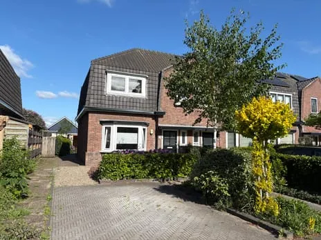 Corner house for sale: Waterweg 183, De Bilt West De Bilt