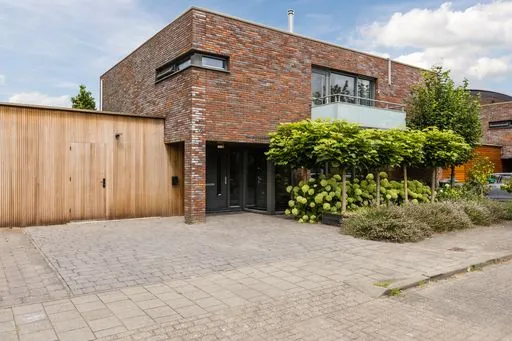 Tussenwoning te koop: Waterwilg 8, Lindonk Zevenbergen