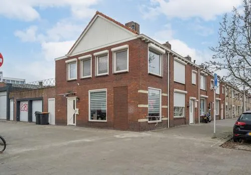 Hoekwoning te koop: Wattstraat 1A, Broekhoven II West Tilburg
