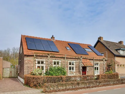 Twee-onder-één-kap te koop: Weebosserweg 12, Weebosserweg-Breerijt Bergeijk