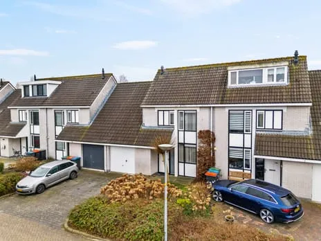 Tussenwoning te koop: Weegbree 26, Legmeer Uithoorn