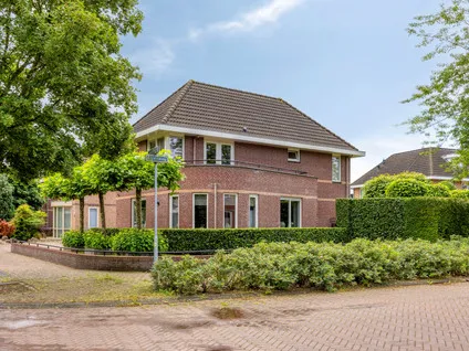 Twee-onder-één-kap te koop: Weegbree 37, Hofsedam Wijchen