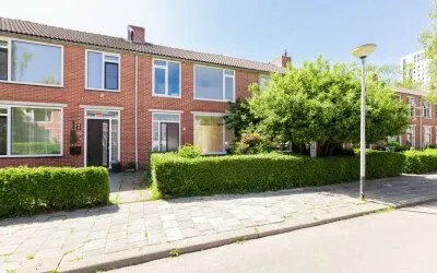 Tussenwoning te koop: Weegschaalstraat 38, Paddepoel-Zuid Groningen