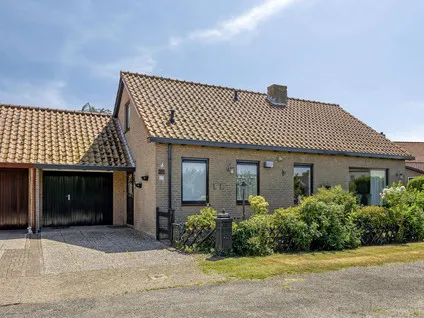 Twee-onder-één-kap te koop: Weeldeweg 10B, Burgh Burgh-Haamstede