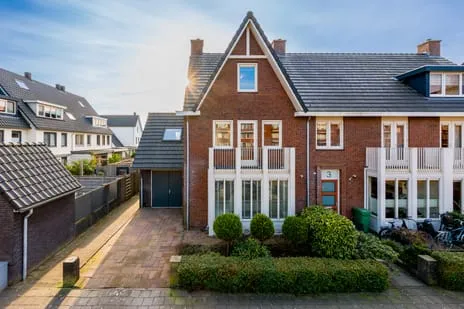 Hoekwoning te koop: Weerdesteyn 2, Kastelenbuurt Amstelveen