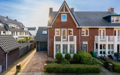 Hoekwoning te koop: Weerdesteyn 2, Amstelveen