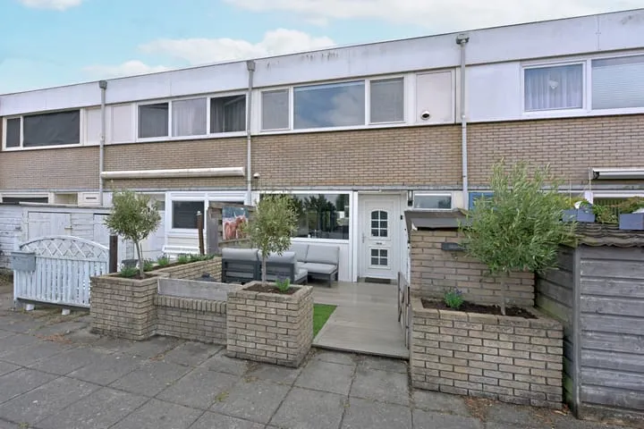 Appartement te koop: Weerenstraat 12, Aardam West Ter Aar